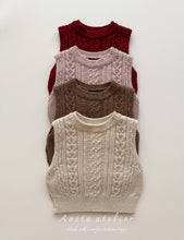 Load image into Gallery viewer, AOSTA KIDS KNIT VEST*PREORDER