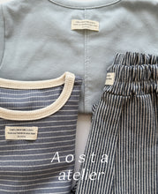 Load image into Gallery viewer, AOSTA KIDS STANDARD STRIPE TEE SHIRT*PREORDER