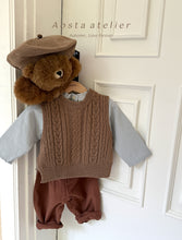 Load image into Gallery viewer, AOSTA KIDS KNIT VEST*PREORDER
