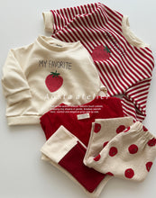 Load image into Gallery viewer, AOSTA KIDS STRAWBERRY SWEAT*PREORDER