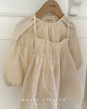 Load image into Gallery viewer, AOSTA KIDS LORO BLOUSE*PREORDER
