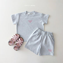 Load image into Gallery viewer, DAILYBEBE KIDS LOVE ME TOP BOTTOM SET**PREORDER