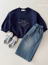 Load image into Gallery viewer, DAILYBEBE KIDS HEART EMBROIDERY SWEATSHIRT **PREORDER
