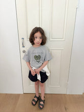 Load image into Gallery viewer, DIGREEN MOM / KIDS LOVELY SUMMER TEE SHIRT*PREORDER