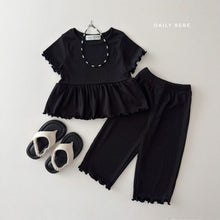 Load image into Gallery viewer, DAILYBEBE KIDS FRILL TOP BOTTOM SET**PREORDER