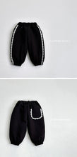 Load image into Gallery viewer, VIVID KIDS FRILL PANTS*PREORDER