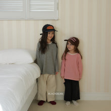 Load image into Gallery viewer, BLACKBEAN KIDS LIGHT TEE* Preorder