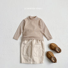 Load image into Gallery viewer, VIVID KIDS KIDS STRIPE TURTLE NECK*PREORDER