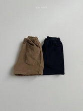 Load image into Gallery viewer, MINIROBE KIDS CORD SHORTS**Preorder