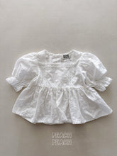 Load image into Gallery viewer, PEACH PEACH KIDS AOI BLOUSE*PREORDER