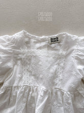 Load image into Gallery viewer, PEACH PEACH KIDS AOI BLOUSE*PREORDER