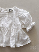 Load image into Gallery viewer, PEACH PEACH KIDS AOI BLOUSE*PREORDER