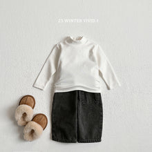 Load image into Gallery viewer, VIVID KIDS KIDS TURTLE NECK*PREORDER