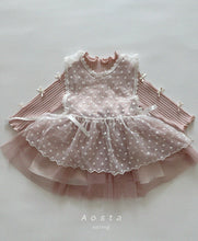 Load image into Gallery viewer, AOSTA KIDS LACE VEST*PREORDER