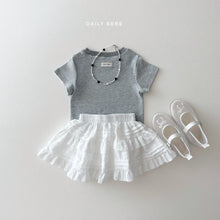 Load image into Gallery viewer, DAILYBEBE KIDS STRIPE TOP**PREORDER