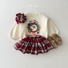 Load image into Gallery viewer, DAILYBEBE MOM &amp; KIDS YOOGI FIRST CHRISTMAS SWEAT**PREORDER
