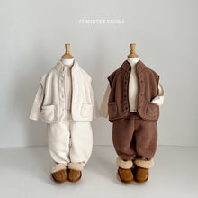 Load image into Gallery viewer, VIVID KIDS FLUFFY VEST*PREORDER