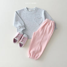 Load image into Gallery viewer, DAILYBEBE KIDS HEART POCKET TEE SHIRT**PREORDER