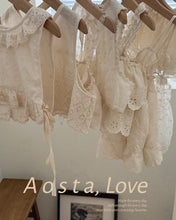Load image into Gallery viewer, AOSTA FALL LACE OPEN VEST**PREORDER