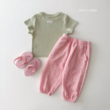 Load image into Gallery viewer, DAILYBEBE KIDS SIGNATURE TOP**PREORDER
