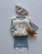 Load image into Gallery viewer, AOSTA KIDS FURRY VEST *PREORDER
