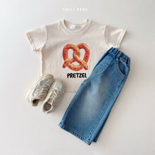 Load image into Gallery viewer, DAILYBEBE KIDS SIGNATURE DENIM PANTS**PREORDER