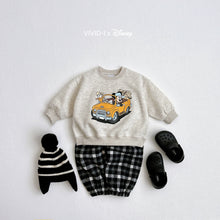 Load image into Gallery viewer, VIVID KIDS Disney Trunk Sweat Shirt *preorder