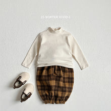 Load image into Gallery viewer, VIVID KIDS KID TURTLE NECK SET OF 2*PREORDER