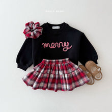 Load image into Gallery viewer, DAILYBEBE MOM &amp; KIDS MERRY SWEAT SHIRT**PREORDER