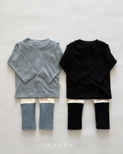 Load image into Gallery viewer, AOSTA KIDS SIMPLE TEE*PREORDER