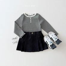 Load image into Gallery viewer, DAILYBEBE KIDS PLEATED SKIRT**PREORDER