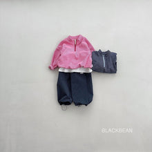 Load image into Gallery viewer, BLACKBEAN KIDS EZO ZIP UP TOP* PREORDER