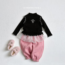 Load image into Gallery viewer, VIVID KIDS FRILL SHASHA CASUAL PANTS*PREORDER