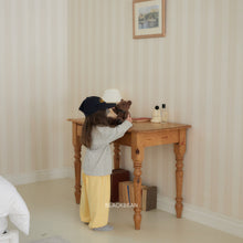 Load image into Gallery viewer, BLACKBEAN KIDS LIGHT TEE* Preorder