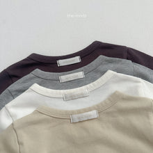Load image into Gallery viewer, MINIROBE KIDS SIGNATURE TEE SHIRT *Preorder