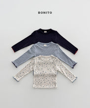 Load image into Gallery viewer, BONITO KIDS EYELET TEE*PREORDER
