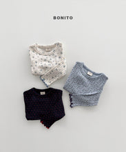 Load image into Gallery viewer, BONITO KIDS EYELET TEE*PREORDER