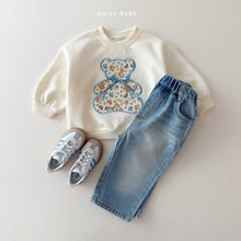 Load image into Gallery viewer, DAILYBEBE KIDS FLORAL PATTERN SWEAT**PREORDER