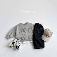 Load image into Gallery viewer, VIVID KIDS COOKIE SWEATER*PREORDER