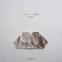 Load image into Gallery viewer, ANGGO KIDS TURTLE NECK TEE**PREORDER
