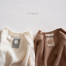 Load image into Gallery viewer, ANGGO KIDS WAFFLE TOP**PREORDER
