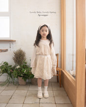 Load image into Gallery viewer, ANGGO KIDS STELLA SKIRT **PREORDER