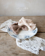 Load image into Gallery viewer, ANGGO BABIES BOW HEADBAND**PREORDER