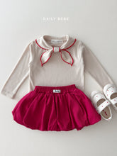 Load image into Gallery viewer, DAILYBEBE KIDS SCARF T SHIRT **PREORDER
