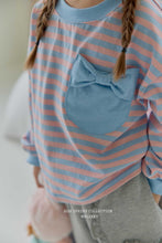 將圖片載入到圖庫檢視器中，MEL 兒童條紋 T 卹**預購**