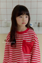 將圖片載入到圖庫檢視器中，MEL 兒童條紋 T 卹**預購**