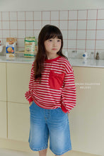 將圖片載入到圖庫檢視器中，MEL 兒童條紋 T 卹**預購**