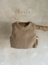 Load image into Gallery viewer, AOSTA KIDS Tete Bear Vest **preorder