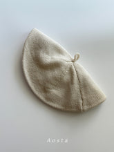 Load image into Gallery viewer, AOSTA KIDS KNIT BERET*PREORDER