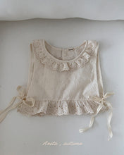 Load image into Gallery viewer, AOSTA FALL LACE OLIVIA VEST**PREORDER